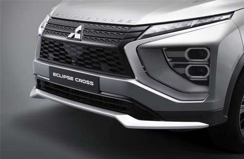 Eclipse Cross front body garnish finished in silver